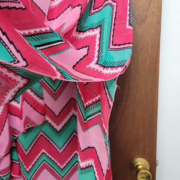 Hypnotik Hi/Low Coverup/Kimono.  One size.  (435) - Picture 3 of 8